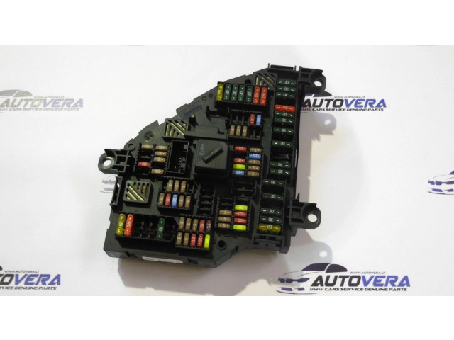   Pojistková skříňka 9210857   BMW 7 F01 F02 F03 F04 2010