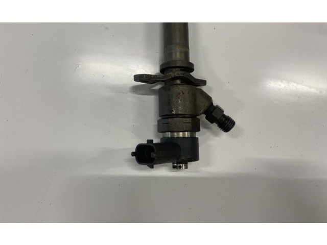 Форсунка 8658351, 8658351    Volvo XC90  D 5244 T 