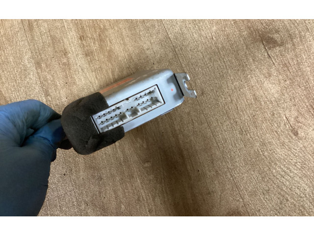 Блок управления 9541027000   Hyundai Coupe