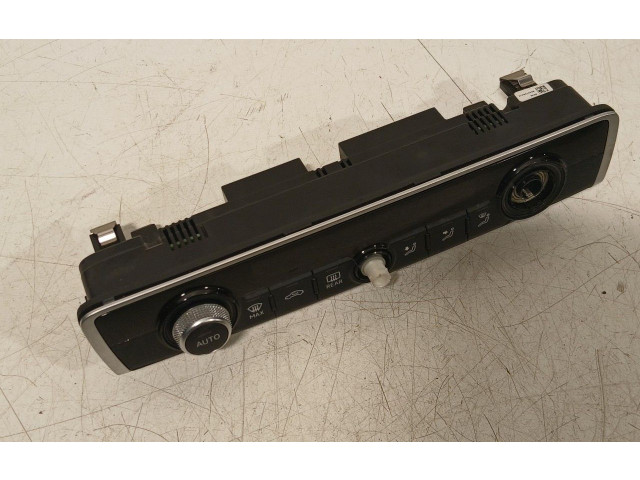 Блок управления климат-контролем 8V082043F   Audi A3 S3 8V