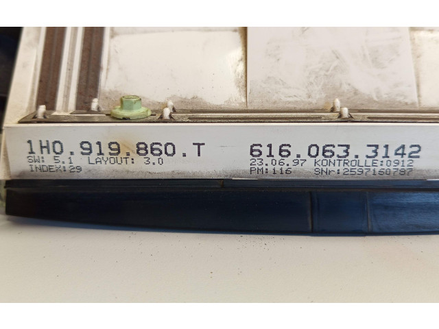 Панель приборов 616633142, 1H0919860T Volkswagen Golf III