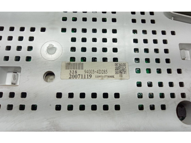 Přístrojová deska KIA Carnival 2008 94003-4D285, 94003-4D285