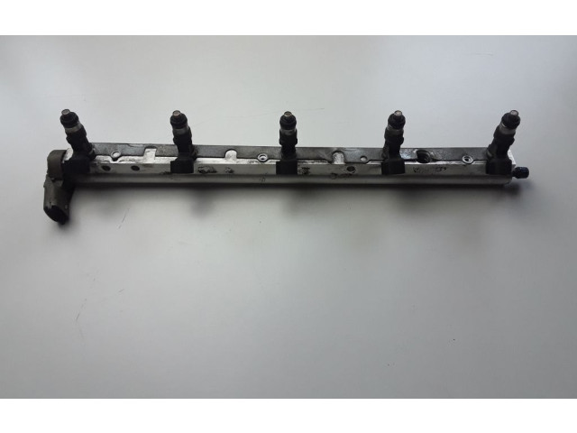 Топливная рампа 31355799 Volvo S60 для двигателя B 5254 T5