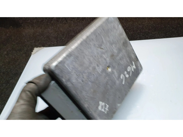 Блок управления двигателя F7FF12A650AMG, MLM263 Mazda 626