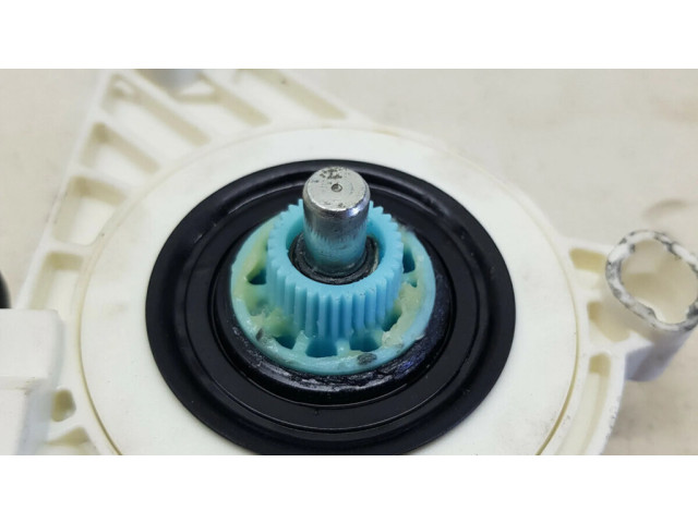 Передний двигатель механизма для подъема окон