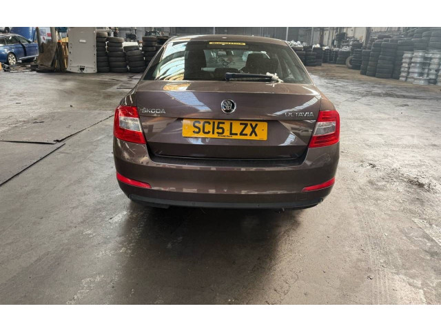 Моторчик заднего дворника W000032446, 5E5955711    Skoda Octavia Mk3 (5E)