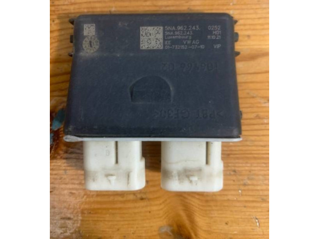 Блок управления 565962235B   Skoda Karoq