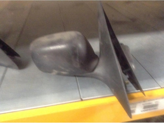 Zpětné zrcátko Volvo 460 1989