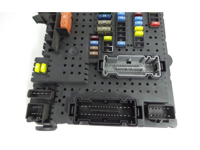 Блок предохранителей Volvo S60