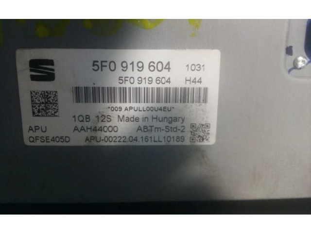 Дисплей    5F0919604   Seat Ibiza IV (6J,6P)